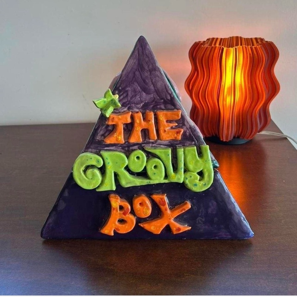 Handmade Psychedelic ‘The Groovy Box’ Ceramic Pyramid Jewelry Box